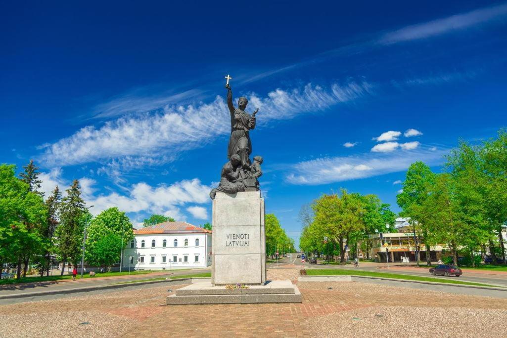 Latgale Hotel Rēzekne Buitenkant foto